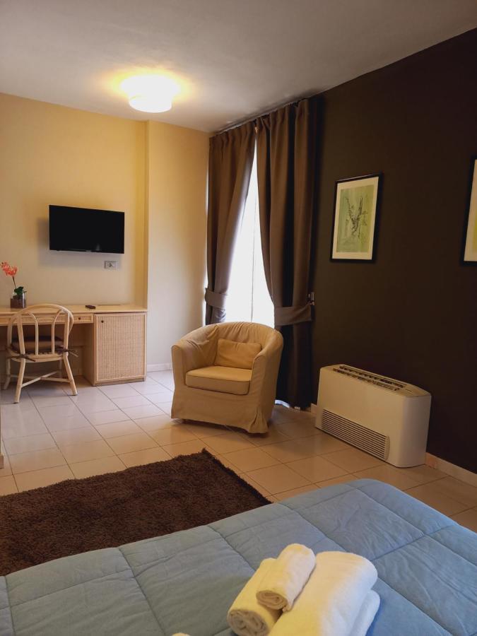 River Park Hotel Ameglia Exterior foto