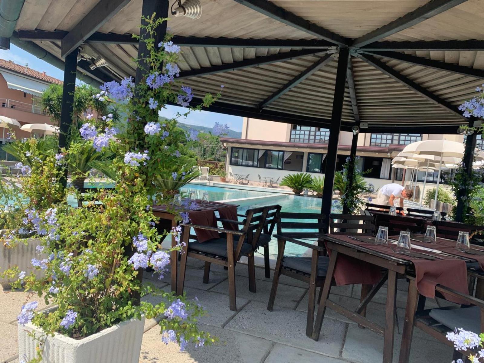River Park Hotel Ameglia Exterior foto